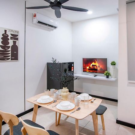 Neu Suites By Cobnb Kuala Lumpur Esterno foto