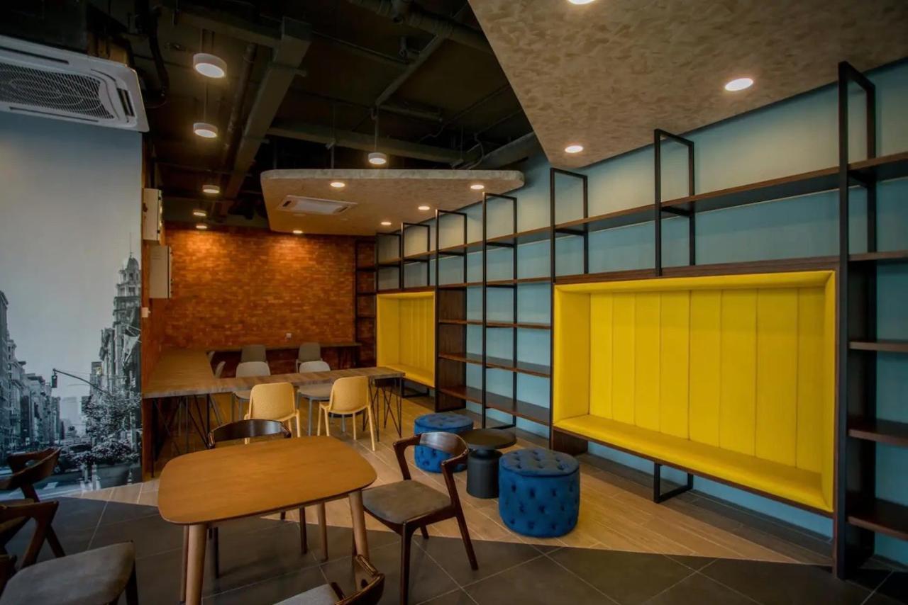 Neu Suites By Cobnb Kuala Lumpur Esterno foto