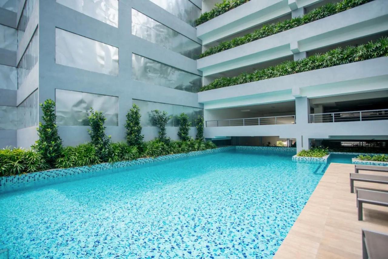Neu Suites By Cobnb Kuala Lumpur Esterno foto