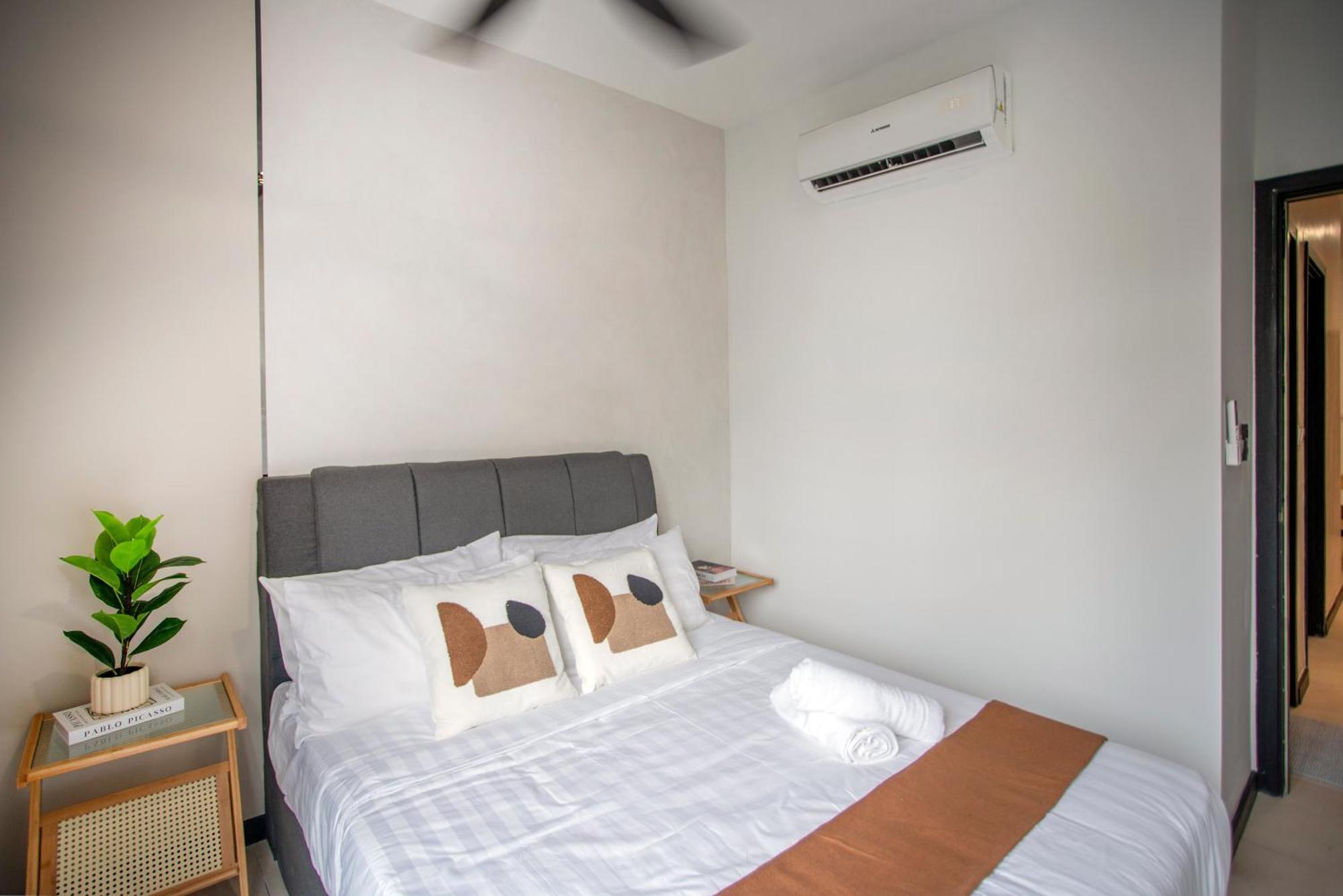Neu Suites By Cobnb Kuala Lumpur Esterno foto